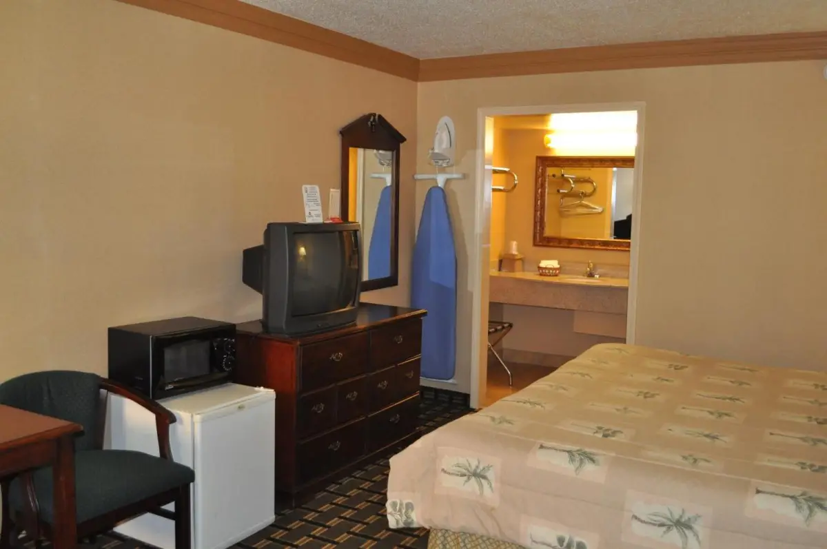 Executive Inn and Suites Springdale Main image